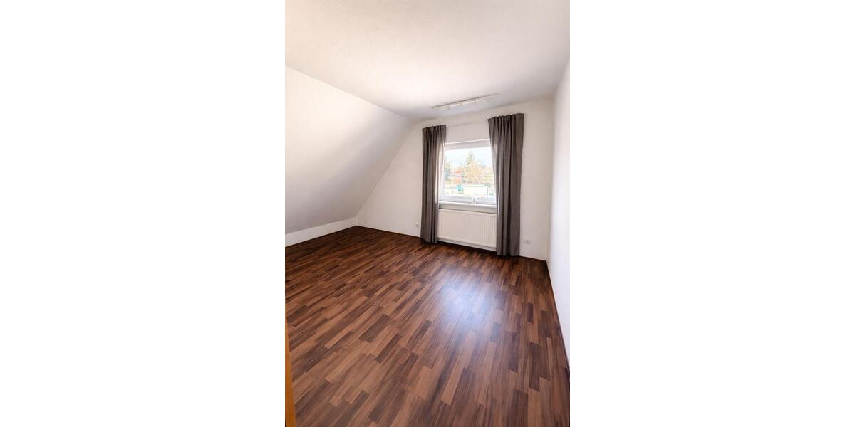 Reihenhaus Frankfurt am Main West - 4 Zimmer, 160 m&sup2;, 699.000&euro; | Angebot:27014053