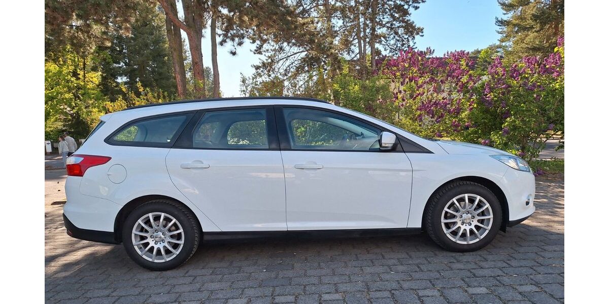Ford Focus 86.459 km 5.900 &euro; Heusenstamm 63150