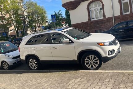 Kia Sorento 185.000 km 7.300 &euro; Frankfurt 60313