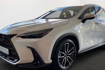 Lexus NX 450h 33.932 km 50.490 € Darmstadt 64293