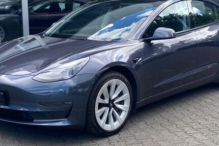 Tesla Model 3 108.516 km 26.950 &euro; Dieburg 64807
