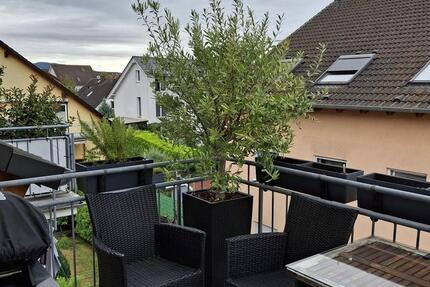 Wohnung Lorsch - 3 Zimmer, 93 m&sup2;, 1.200&euro; | Angebot:26692925