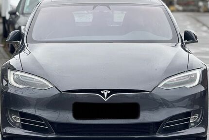 Tesla Model S 200.000 km 17.450 &euro; Dieburg 64807