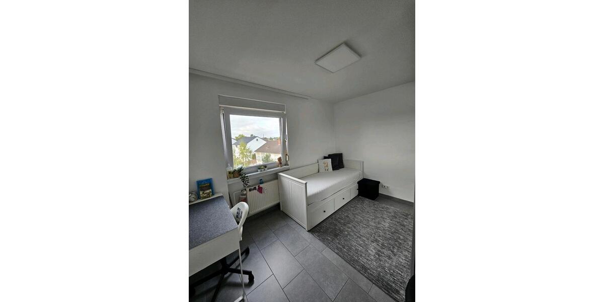 Etagenwohnung Biblis - 3 Zimmer, 86 m&sup2;, 250.000&euro; | Angebot:25044655