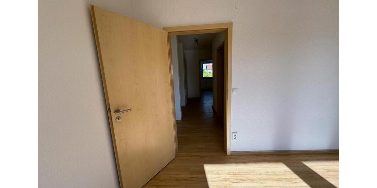 Etagenwohnung Weiterstadt - 2 Zimmer, 53 m&sup2;, 850&euro; | Angebot:25539642