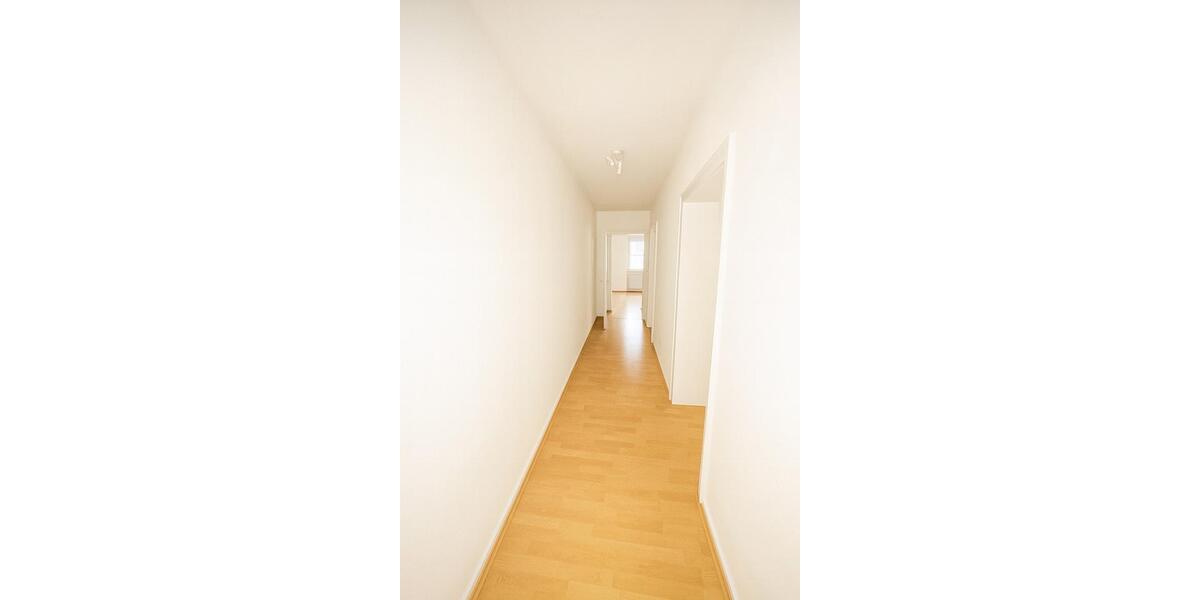 Etagenwohnung Frankfurt am Main Gutleutviertel - 2 Zimmer, 70 m&sup2;, 1.000&euro; | Angebot:26302622