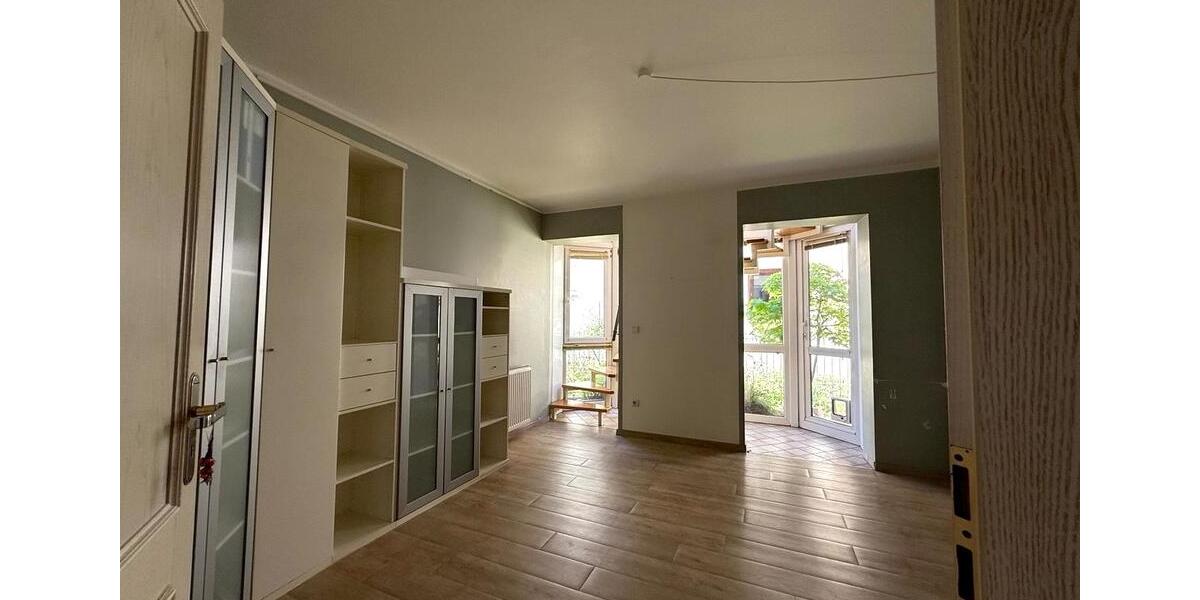 Maisonettenwohnung Darmstadt Eberstadt - 6 Zimmer, 196 m&sup2;, 800.000&euro; | Angebot:26426648