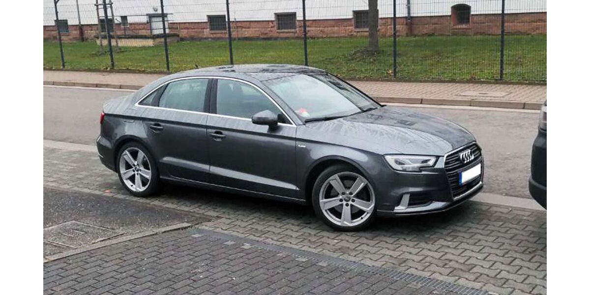 Audi A3 39.000 km 25.000 &euro; frankfurt 60488