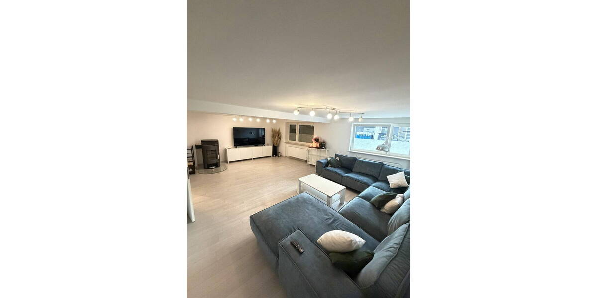 Einfamilienhaus Pfungstadt Eschollbrücken - 8 Zimmer, 300 m&sup2;, 829.000&euro; | Angebot:26128041