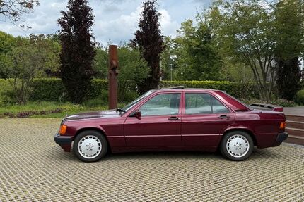 Mercedes-Benz 190 38.500 km 17.900 &euro; Neu Isenburg 63263