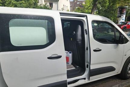 Peugeot Partner 48.000 km 13.700 &euro; Frankfurt am Main 60599