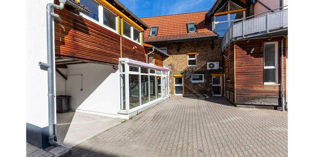 Gewerbeobjekt Bischofsheim - 5 Zimmer, 267 m&sup2;, 4.260&euro; | Angebot:25814102