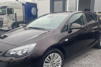 Opel Astra 58.229 km 8.400 &euro; Raunheim 65479