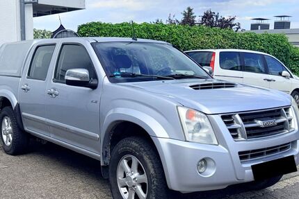 Isuzu D-Max 296.000 km 6.900 &euro; Frankfurt 60388