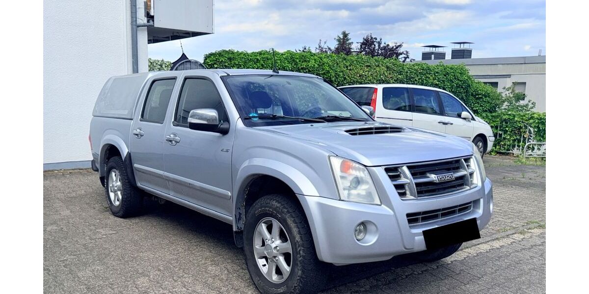 Isuzu D-Max 296.000 km 6.900 &euro; Frankfurt 60388