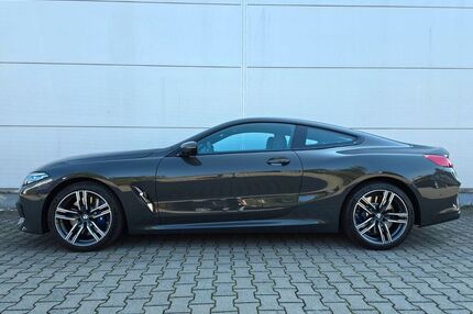 BMW 840