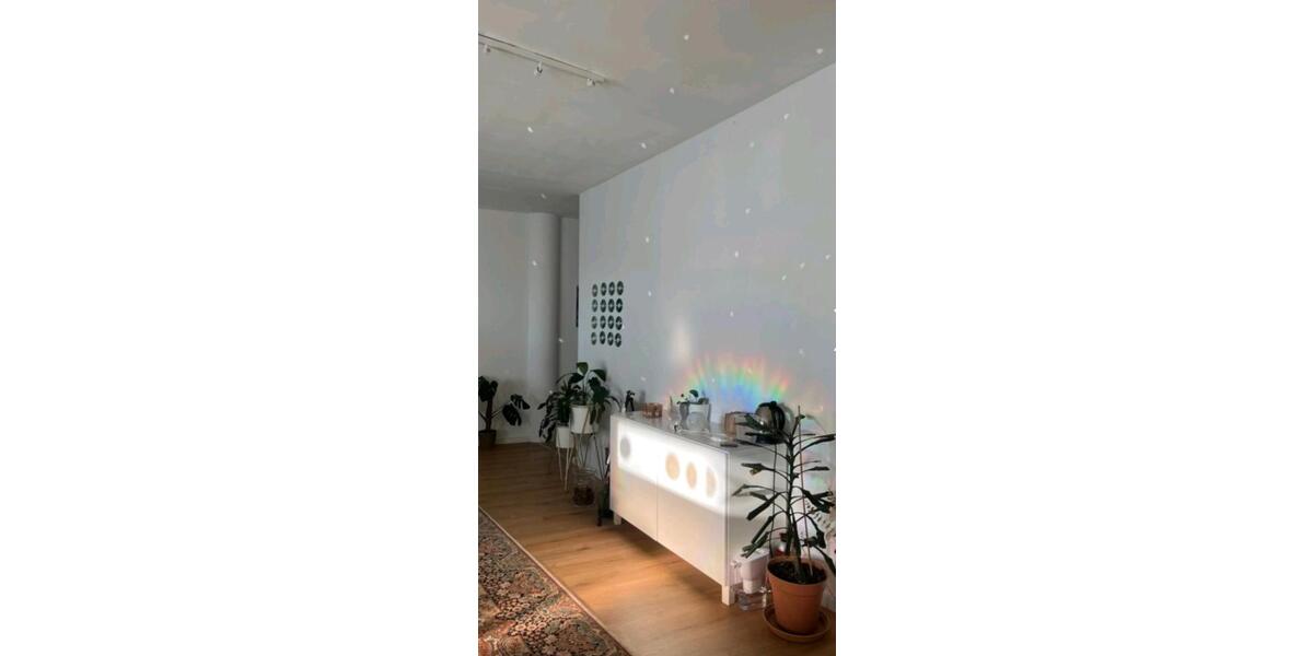 Erdgeschoßwohnung Darmstadt - 8 Zimmer, 17 m&sup2;, 650&euro; | Angebot:25958701