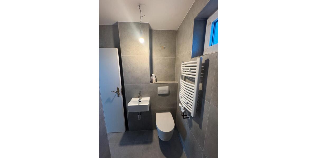 Reihenhaus Frankfurt am Main Mitte-West - 3 Zimmer, 82 m&sup2;, 1.650&euro; | Angebot:25514699