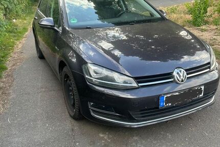 VW Golf 130.000 km 10.200 &euro; Fränkisch-Crumbach 64407