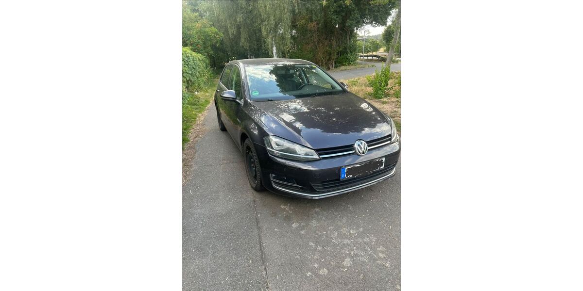 VW Golf 130.000 km 10.200 &euro; Fränkisch-Crumbach 64407