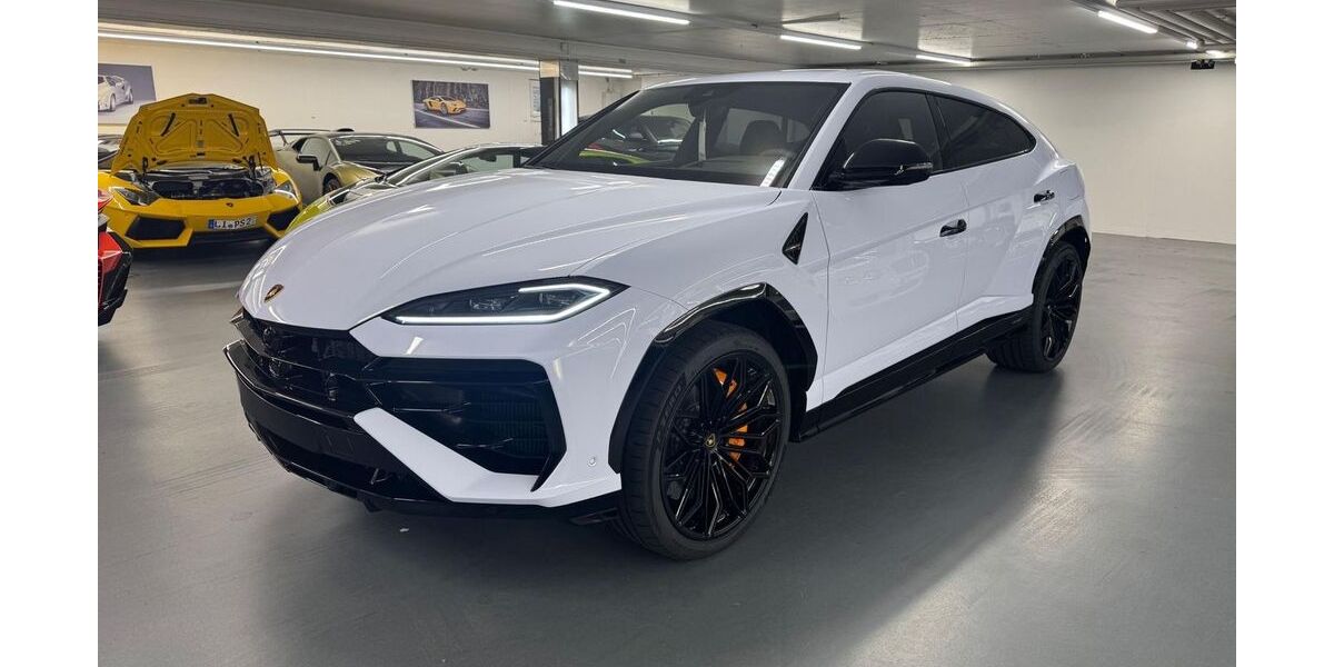 Lamborghini Urus 4.800 km 329.900 &euro; Kriftel 65830
