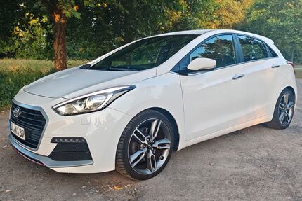 Hyundai i30 164.000 km 9.200 &euro; Dieburg 64807