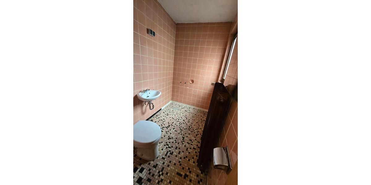 Einfamilienhaus Breuberg - 4.5 Zimmer, 150 m&sup2;, 1.200&euro; | Angebot:25261085