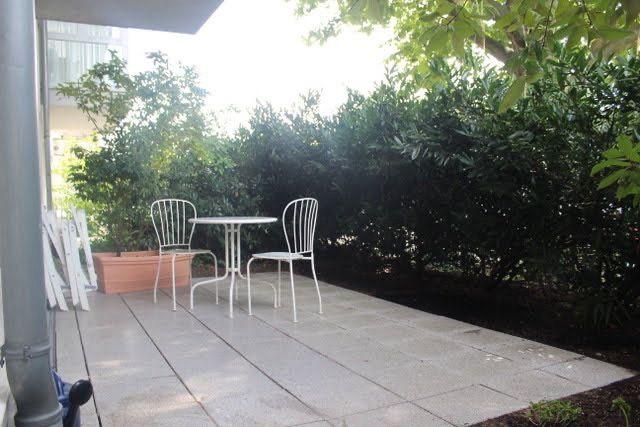 Erdgeschoßwohnung Frankfurt am Main Niederrad - 2.5 Zimmer, 74 m&sup2;, 1.550&euro; | Angebot:24870324