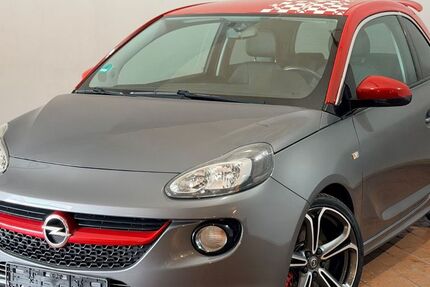 Opel Adam 96.000 km 9.790 &euro; Rodgau 63110