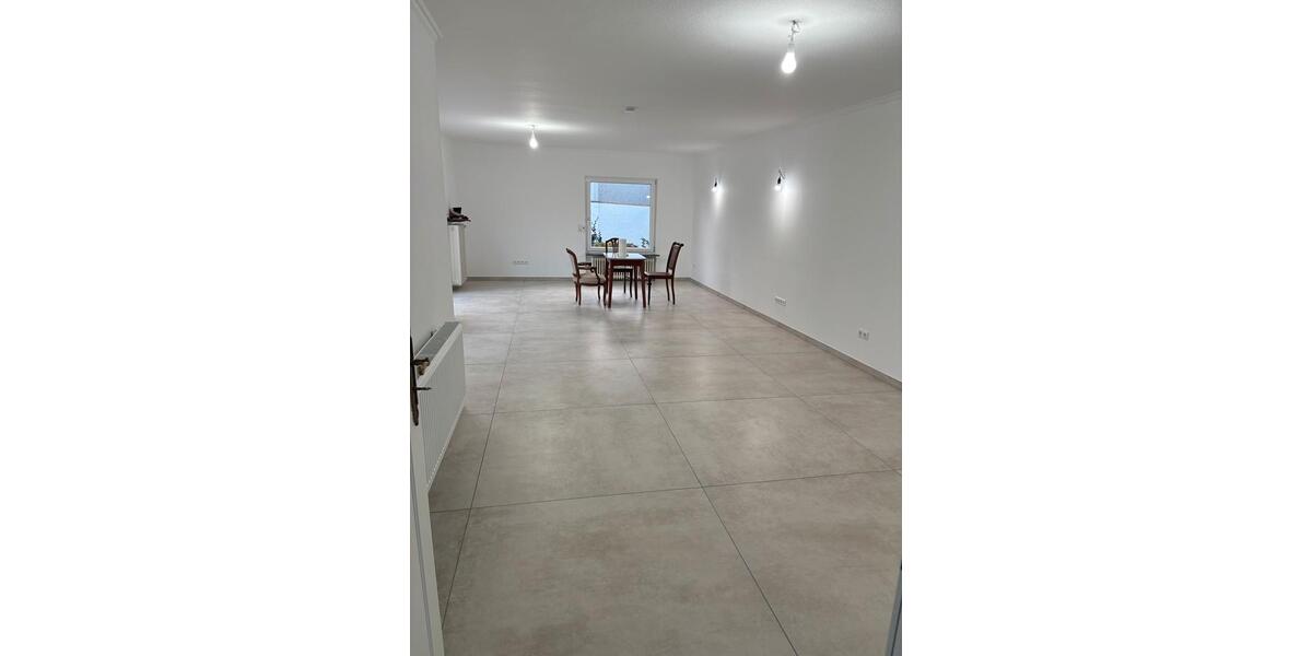 Bungalow Darmstadt Arheilgen - 3 Zimmer, 105 m&sup2;, 2.200&euro; | Angebot:24717808