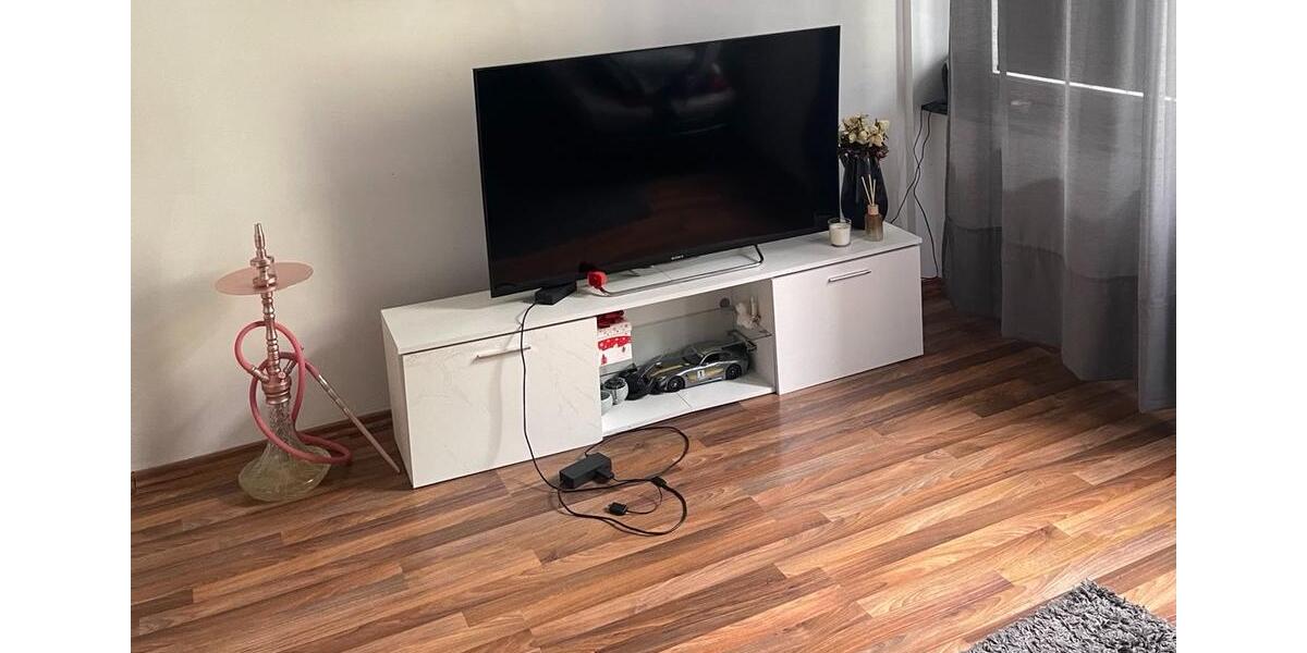 Etagenwohnung Frankfurt am Main Ostend - 2 Zimmer, 60 m&sup2;, 1.200&euro; | Angebot:25396541
