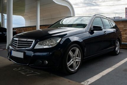 Mercedes-Benz C 250 212.600 km 7.990 &euro; Offenbach am Main 63073