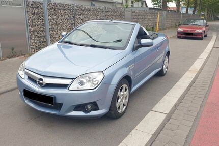 Opel Tigra 84.400 km 3.699 &euro; Lorsch 64653