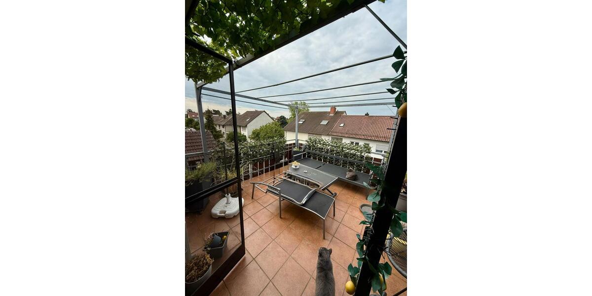 Dachgeschoßwohnung Stockstadt am Rhein - 3 Zimmer, 92 m&sup2;, 1.270&euro; | Angebot:26670903