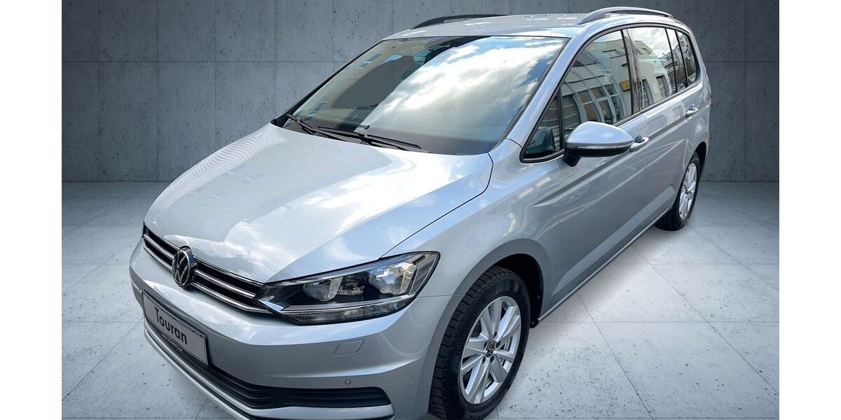VW Touran 26.000 km 31.680 &euro; Frankfurt am Main 60528