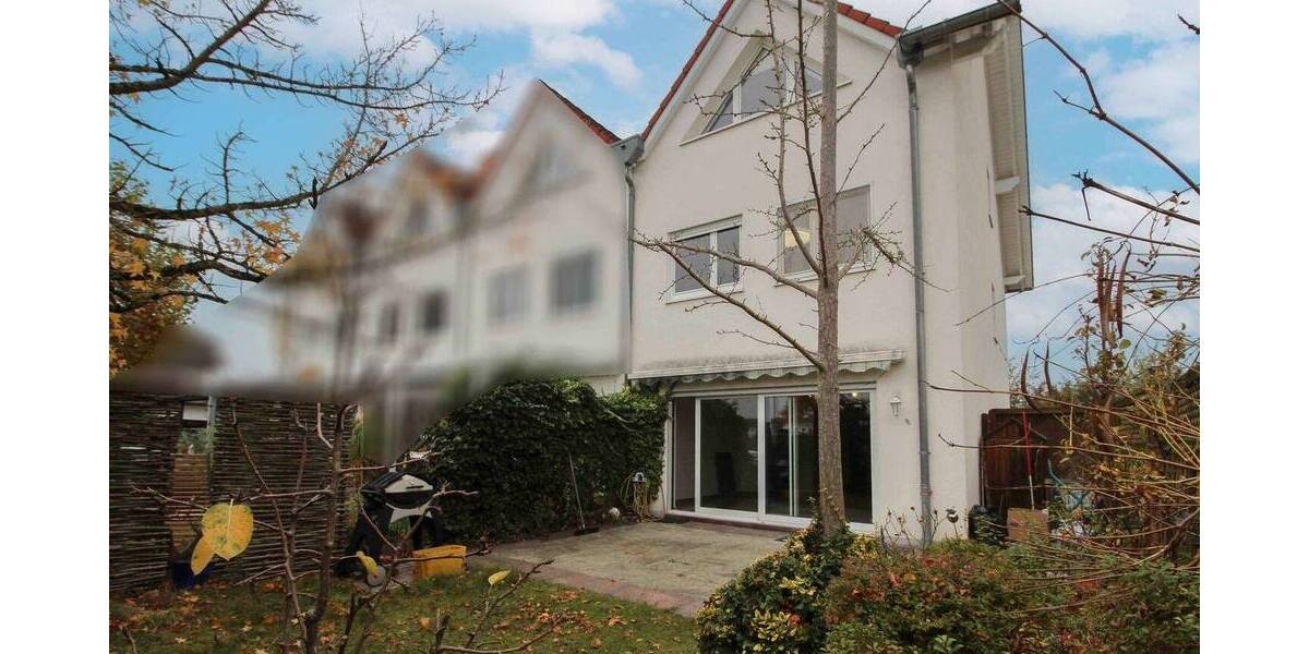 Modernisiertes Reiheneckhaus in Babenhausen - Gartenidylle und eigene Tiefgarage inklusive 5 zimmer