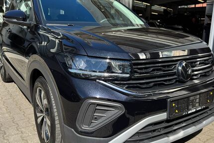 VW T-Cross 12.365 km 24.650 &euro; Frankfurt am Main 65936