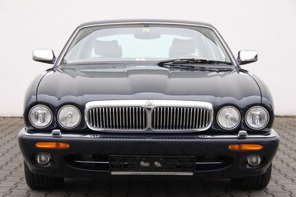 Jaguar Daimler 84.500 km 44.999 € Heppenheim 64646