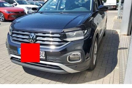 VW T-Cross 95.913 km 18.850 &euro; Frankfurt 60326