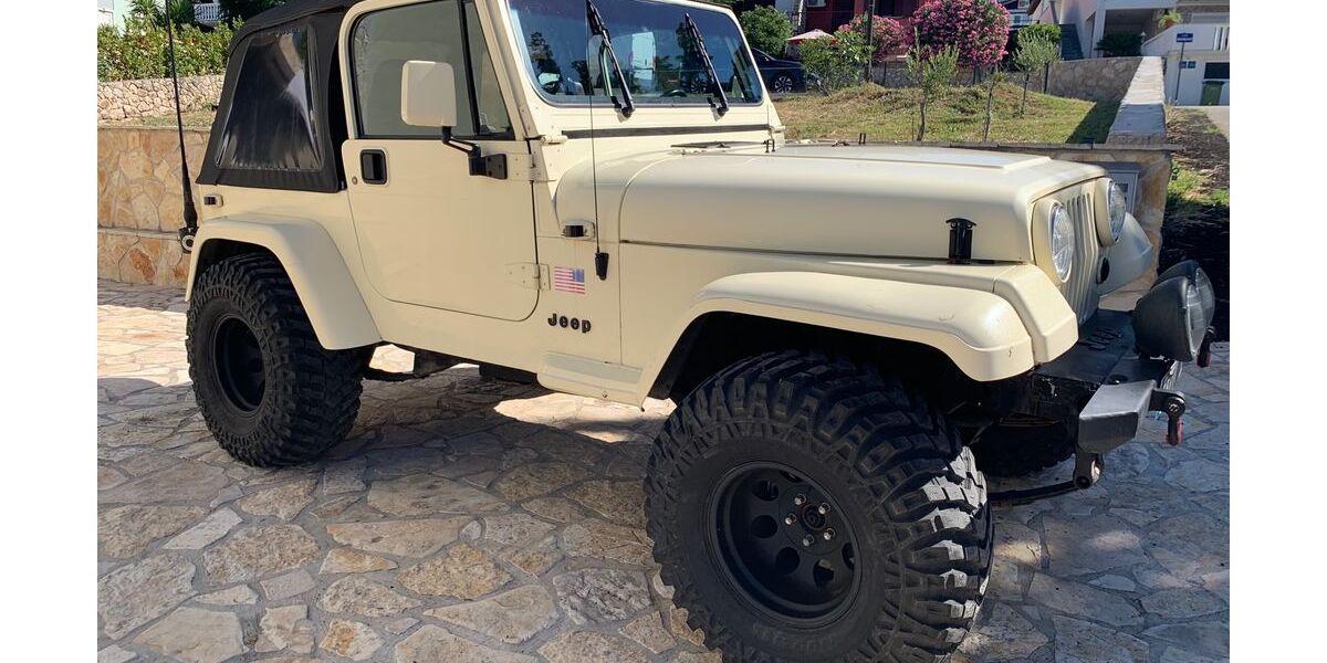 Jeep Wrangler 167.000 km 12.500 &euro; Mainhausen 63533