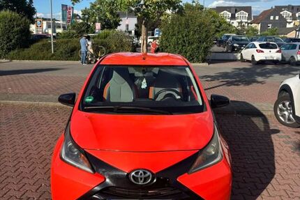 Toyota Aygo (X) 87.000 km 6.500 &euro; Frankfurt 60388