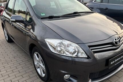 Toyota Auris 116.000 km 6.500 &euro; Griesheim/Darmstadt 64347