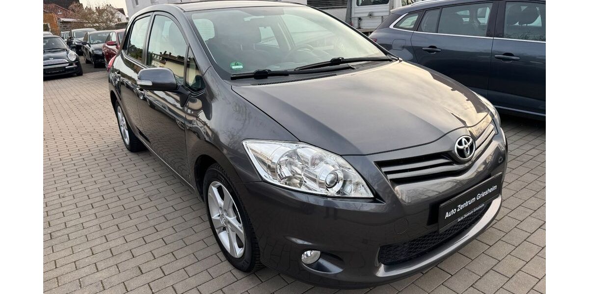 Toyota Auris 116.000 km 6.500 &euro; Griesheim/Darmstadt 64347