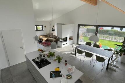 Haus Seeheim-Jugenheim Jugenheim - 8 Zimmer, 280 m&sup2;, 1.500.000&euro; | Angebot:27077292