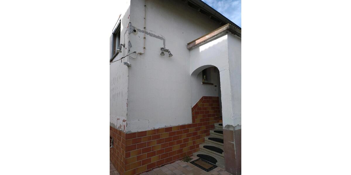 Einfamilienhaus Bensheim - 5 Zimmer, 110 m&sup2;, 250.000&euro; | Angebot:27084226