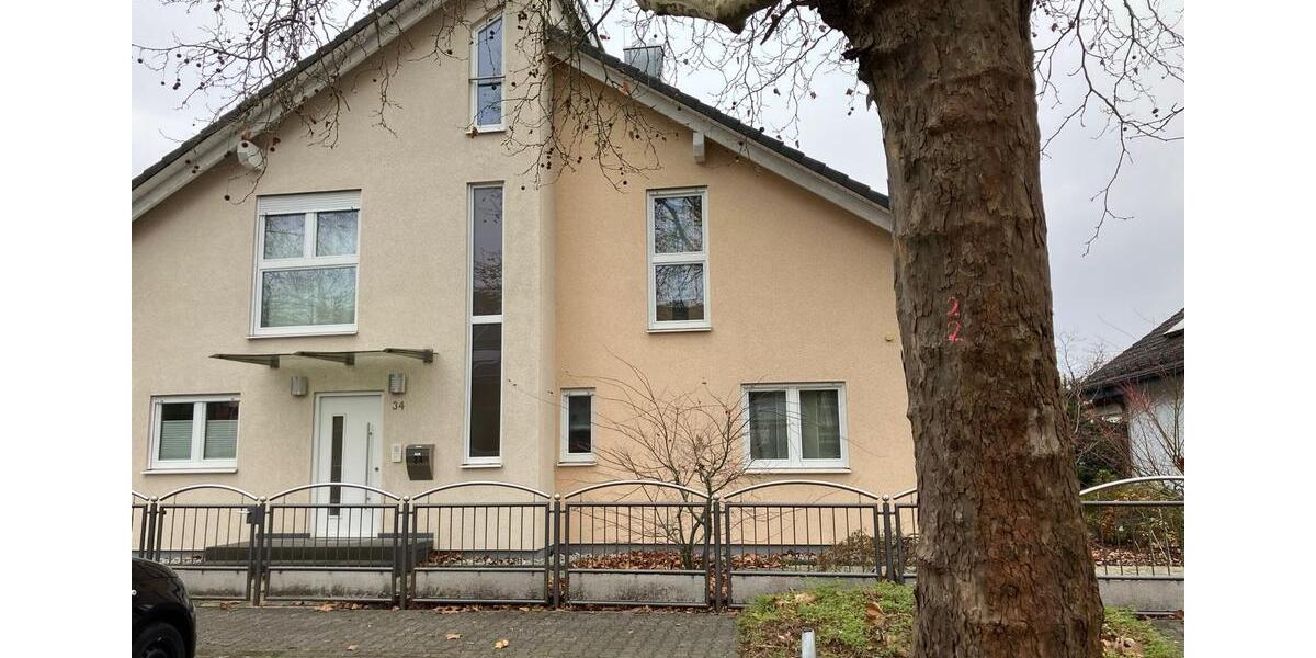 Einfamilienhaus Dreieich - 7 Zimmer, 330 m&sup2;, 3.900&euro; | Angebot:25099078