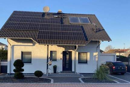 RESERVIERT - Modernes, freistehendes Einfamilienhaus in Lage von Bürstadt - ideal für Familien 5 zimmer