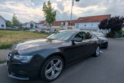 Audi A5 124.000 km 14.000 &euro; Flörsheim am Main 65439
