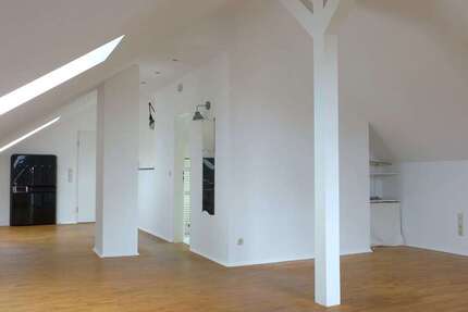 Wohnung zum Mieten in Frankfurt am Main 725 € 58 m²