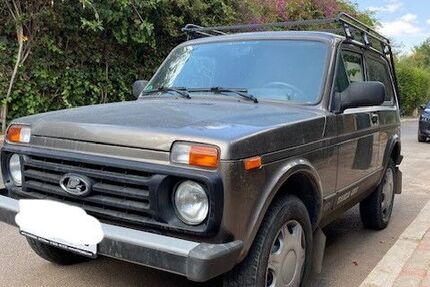 Lada Taiga 45.000 km 9.999 € Seeheim-Jugenheim 64342